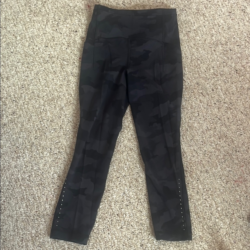 lululemon Swift Speed High Rise Crop 21”